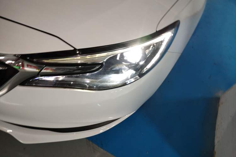 Used Buick GT 2019 18T Automatic Connected Elite Model China VI Standard Left Front Headlight