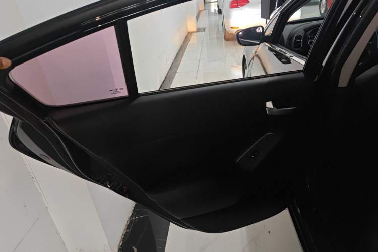 Used Kia K3 2015 1.6L Automatic GL
