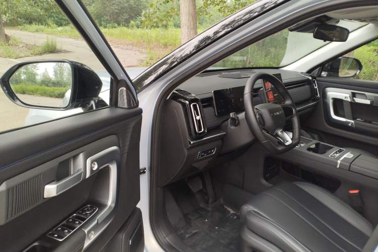 Used Chery Explore 06 C-DM 2024 Luxury Model