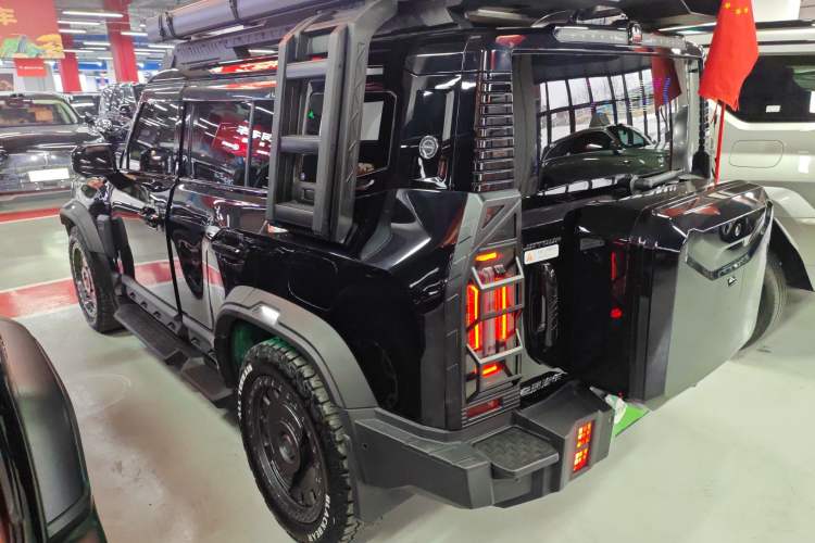 Used JETOUR Traveler 2024 2.0T All-Wheel-Drive Silver Dragon Wings