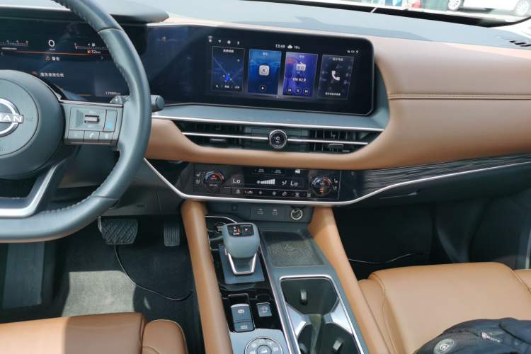 Used Nissan Pathfinder 2024 380 VC-TURBO Four-Wheel Drive Prestige Edition 6 Seats Audio And AC Panel