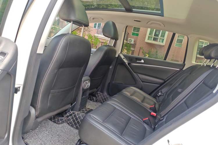 Used Volkswagen Tiguan L 2016 300TSI Automatic Two-Wheel Drive Luxury Edition