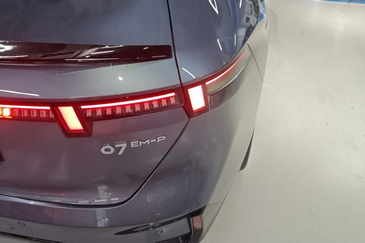 Used Lynk & Co 07 2024 EM-P 126 Long-Range Halo Right Rear Taillight