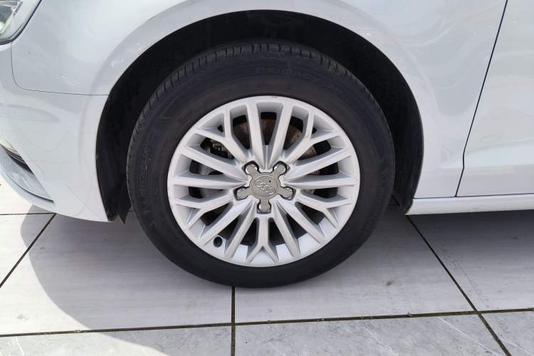 Used Audi A3 2015 Limousine 35 TFSI Millionth Anniversary Intelligent Leading Model