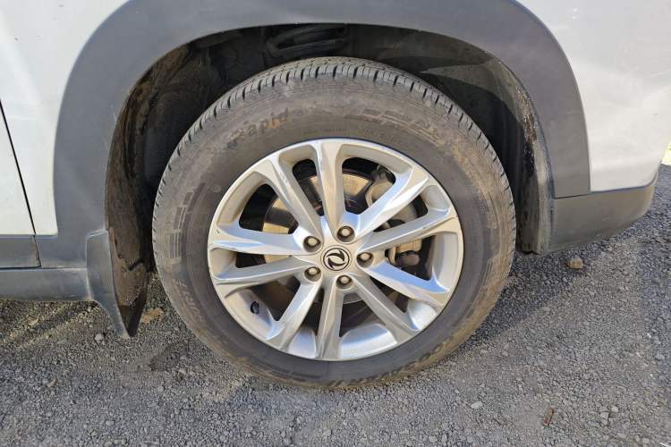 Used Dongfeng Fengon S560 2018 1.8L Manual Urban Model 7 Seats Exterior 4