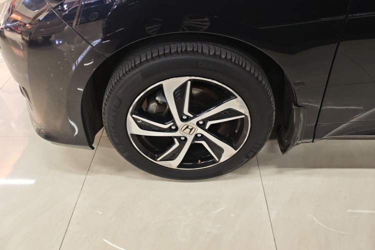 Used Honda Odyssey 2015 Updated Version 2.4L Smart Edition
