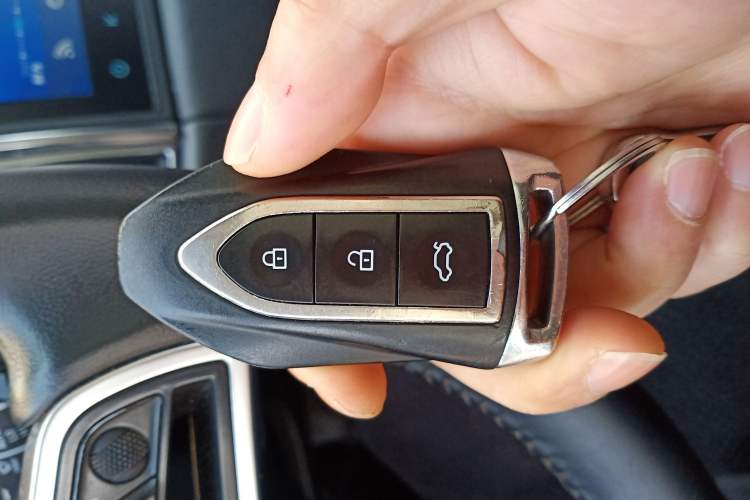 Used Zotye SR9 2017 2.0T Manual "Ultimate Light" Edition