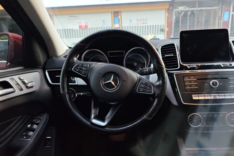 Used Mercedes-Benz GLE Coupe 2015 GLE 320 4MATIC Coupe SUV
