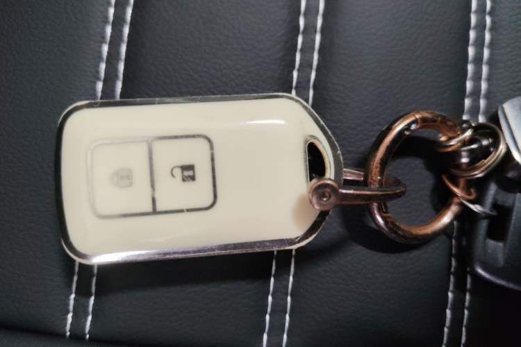 Used Toyota YARiS L Zhi Xuan 2016 Revised 1.5E CVT Charming Edition