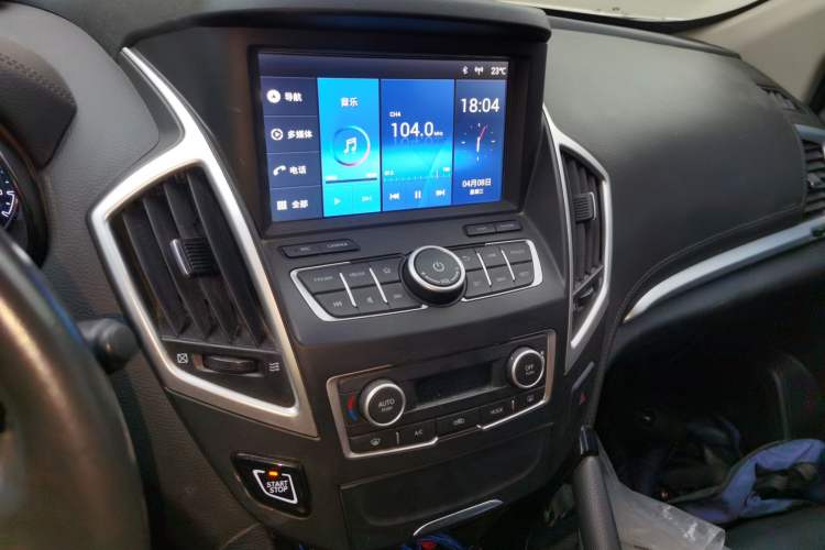 Used Dongfeng Aeolus AX7 2016 2.0L Automatic Zhiyi Trim Audio And AC Panel