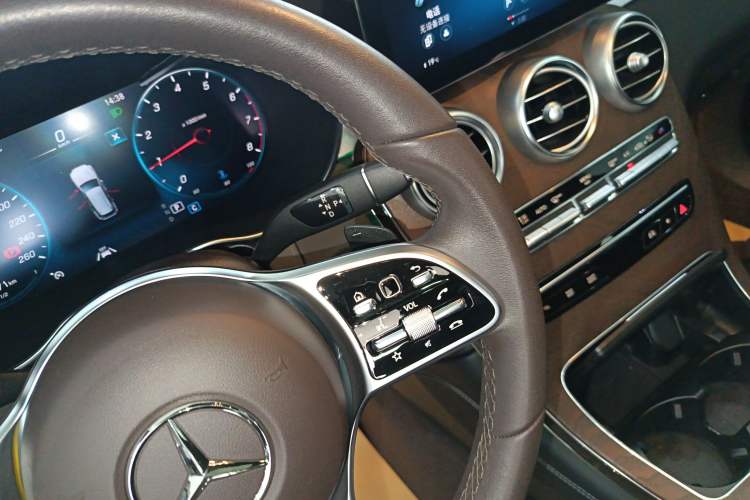 Used Mercedes-Benz GLC 2022 Refreshed GLC 300 L 4MATIC Dynamic Edition
