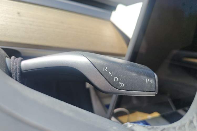 Used Tesla Model Y 2022 Rear-Wheel-Drive Version Gear Lever