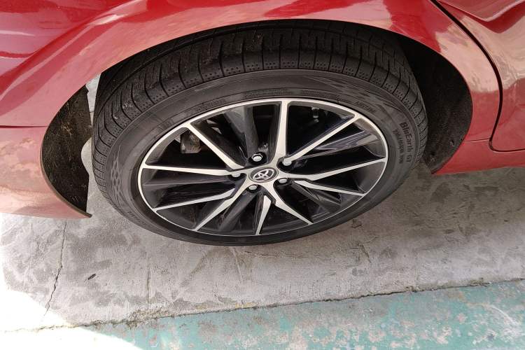Used Toyota Camry 2021 2.5S Fēngshàng Edition Right Rear Wheel Hub