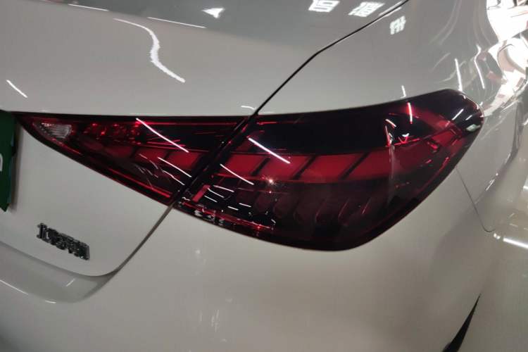 Used Mercedes-Benz C-Class 2023 Second Facelift C 260 L Sport Edition
