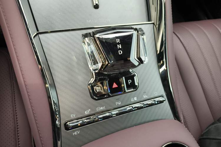 Used Denza Z9GT 2024 1100 Four-Wheel Drive Ultra Version