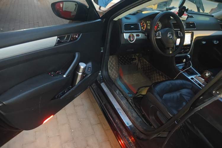 Used Volkswagen Passat 2014 1.8TSI DSG Prestige Edition
