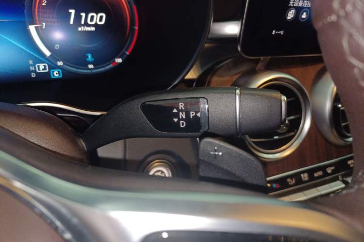 Used Mercedes-Benz GLC 2020 Facelift GLC 300 L 4MATIC Dynamic Edition
