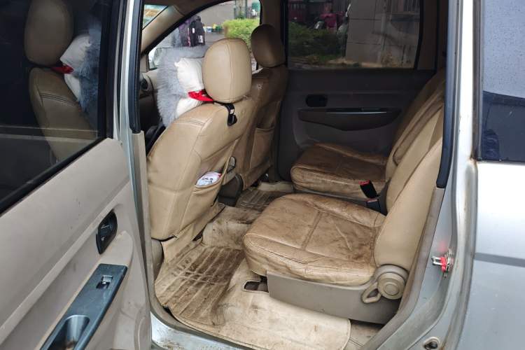 Used Wuling Hongguang 2010 1.4L Comfort Version
