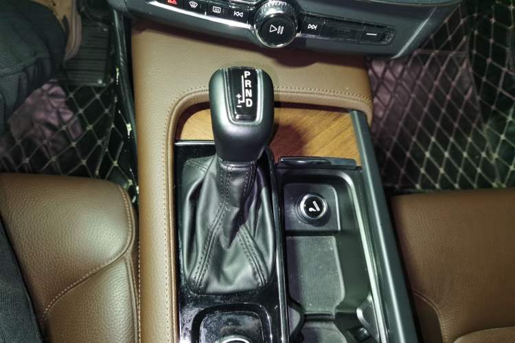 Used Volvo S90 2019 T5 Zhiyi Edition