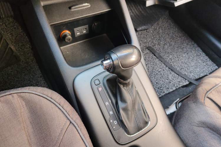 Used Kia K3 2013 1.6L Automatic GLS
