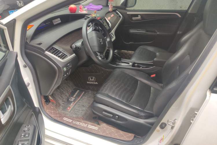 Used Honda Jade 2014 1.8L CVT Luxury Edition 5 seats Driver Seat