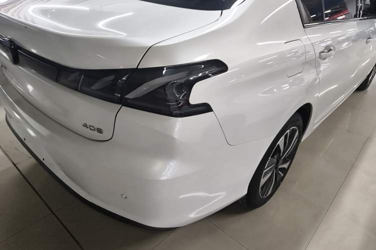 Used Peugeot 408 2022 1.6T Light-Chasing Edition Right Rear Taillight