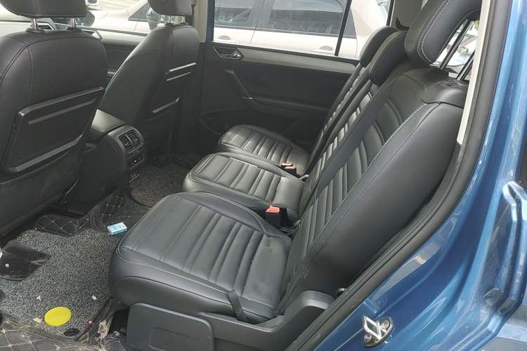 Used Volkswagen Touran 2018 Volkswagen Touran L 280TSI DSG Comfort Edition 7 Seats China V Emission Standard Left Rear Seat