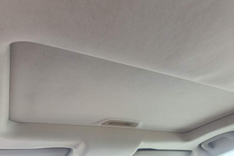 Used Chevrolet Cruze 2015 1.5L Classic SE AT Headliner