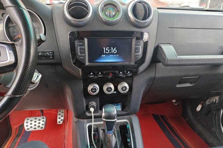 Used BAIC Off-Road BJ40 2016 40L 2.3T Automatic All-Wheel Drive Premium Edition