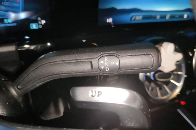 Used Mercedes-Benz GLA AMG 2024 AMG GLA 35 4MATIC Gear Lever