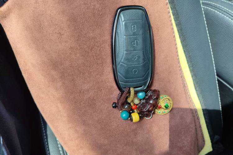 Used BYD Tang 2018 2.0T Automatic SmartConnect Luxury Version 7 Seats China V Standard