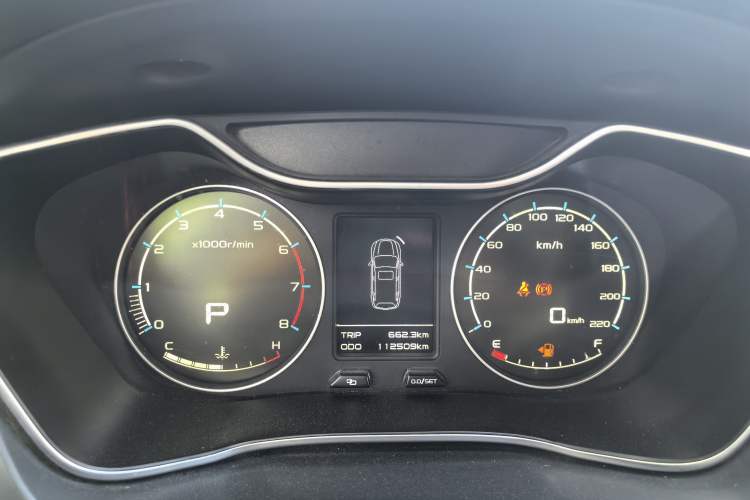Used Geely Auto Vision X6 2016 1.3T CVT Flagship Model
