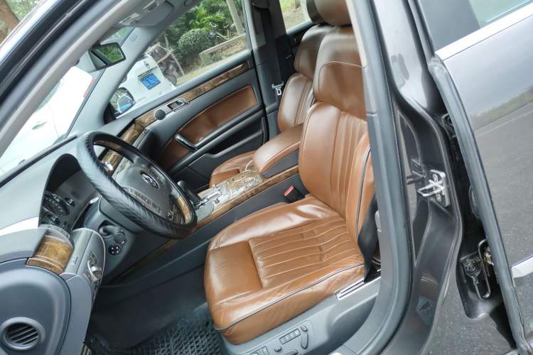 Used Volkswagen Phaeton 2012 3.0TDI Elite Custom Edition
