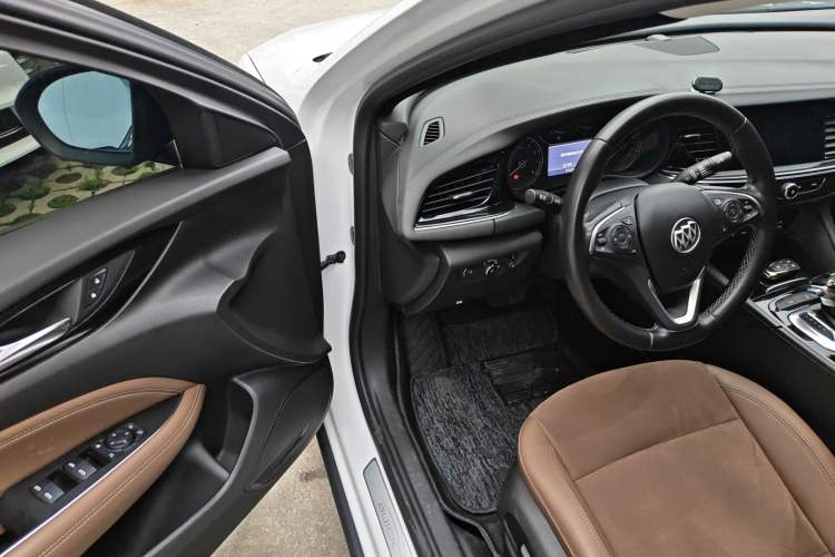 Used Buick Regal 2019 20T Elite Version China VI Standard Driver Seat