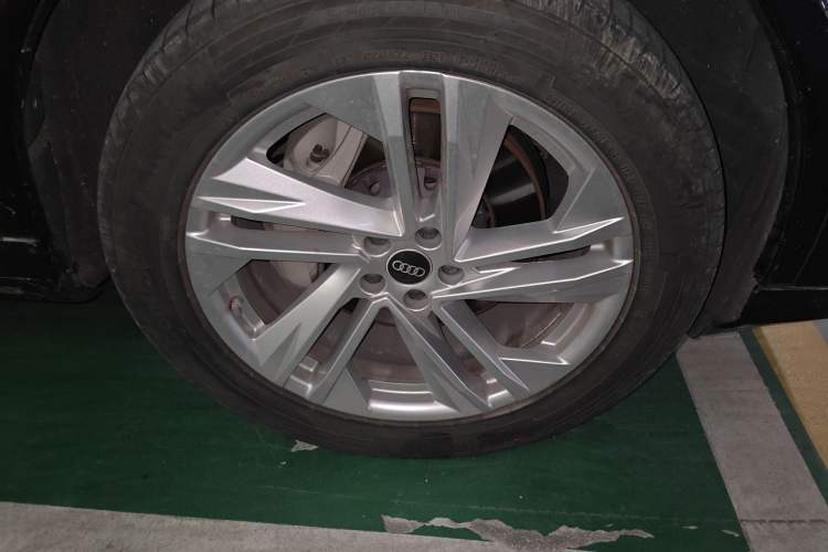 Used Audi Q7 2021 45 TFSI quattro S line Sport model