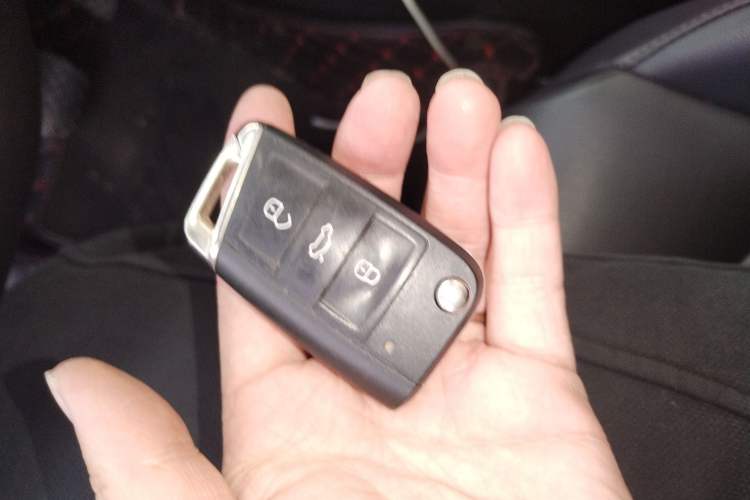 Used Volkswagen Tharu 2022 280TSI Two-Wheel Drive Comfort Edition