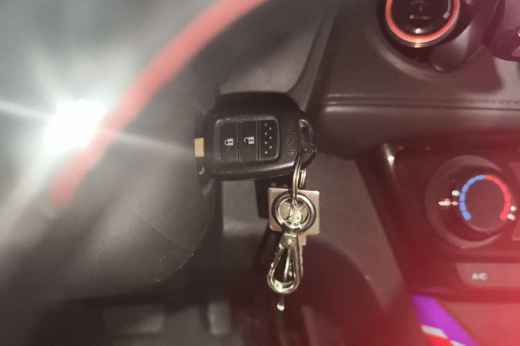 Used Honda XR-V 2015 1.5L LXi CVT Classic Edition Vehicle Key