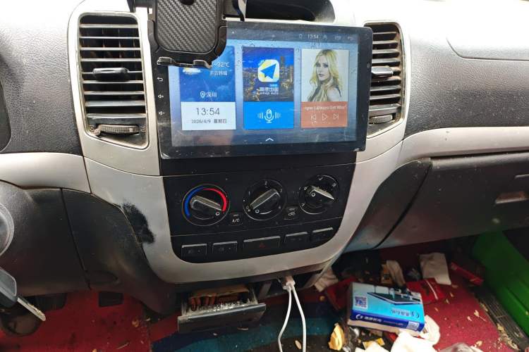 Used Golden Dragon Hiace  Audio And AC Panel