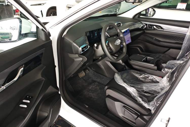 Used Dongfeng Aeolus SKY EV01 2025 530 km AIR Elite Edition
