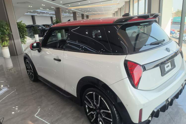 Used MINI JCW 2025 JOHN COOPER WORKS