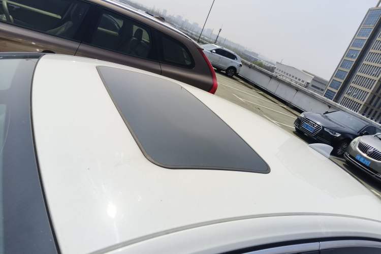 Used Buick Regal 2022 552T Smart Edition Roof