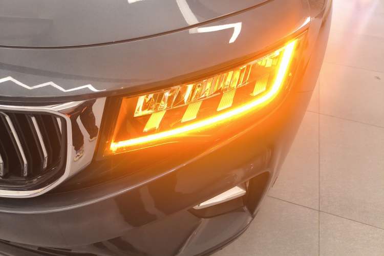 Used Geely Auto Haoyue 2022 1.8TD DCT Luxury Model 5 Seats