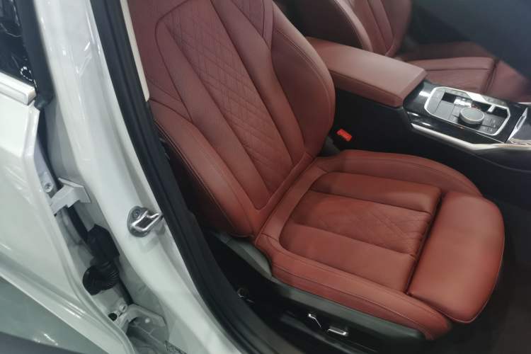 Used BMW 3 Series 2024 325Li M Sport Package
