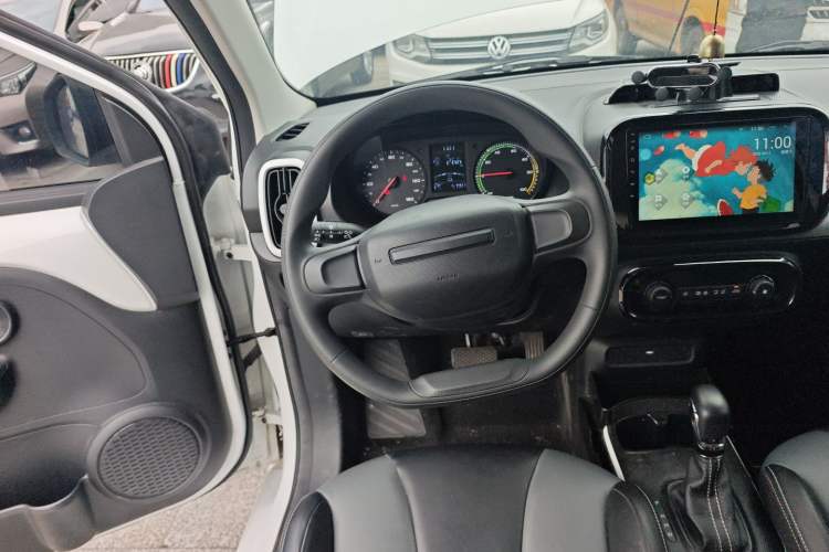 Used Roewe Clever 2022 311km QiQi BoBo Edition Steering Wheel