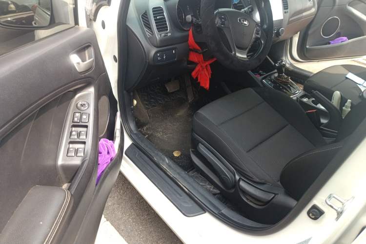 Used Kia K3 2016 1.6L Automatic GLS Driver Seat