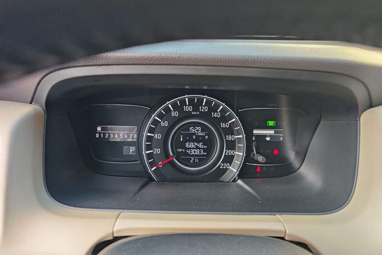 Used Honda Odyssey 2015 Updated Version 2.4L Smart Edition