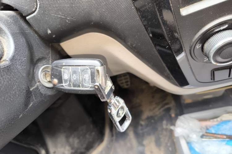 Used Karry Youjin 2016 1.3L Double-Cab Extended Comfort Model ACTECO-SQR472WD
