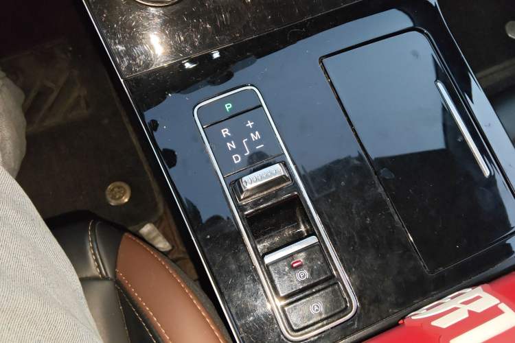 Used EXEED Zhuifeng 2019 1.6T DCT Starry Edition Gear Lever