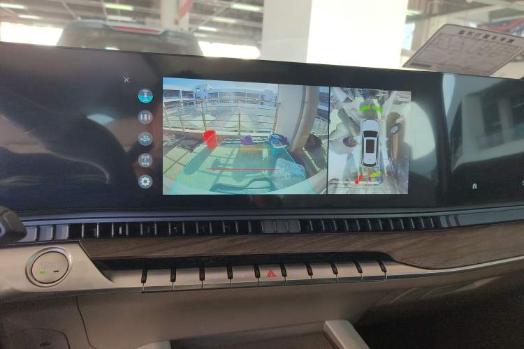 Used Roewe RX9 2023 2.0T Two-Wheel Drive Enjoyment Version