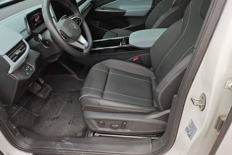 Used Volkswagen ID.4 X 2025 Smart Version Pure & Intelligent Enjoyment Edition
